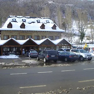 Ostau Dera Nheu Guest house